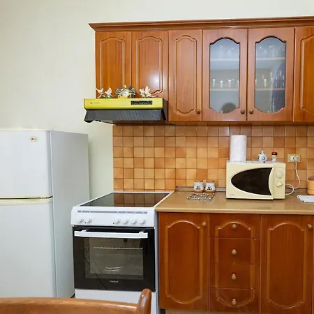 With Parking - Near Old Town * Avlonya